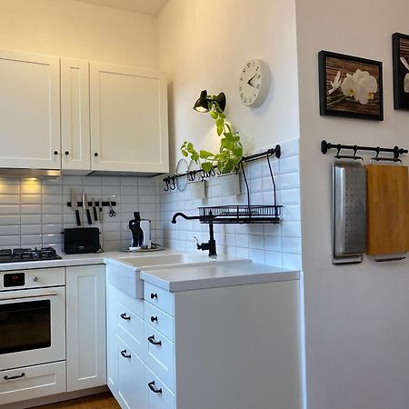 Spacious Old Town Apt, 3 Private Rooms, Sleeps 5-6 Kaunas Exterior foto